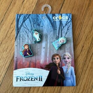 NWT Frozen jibbet set